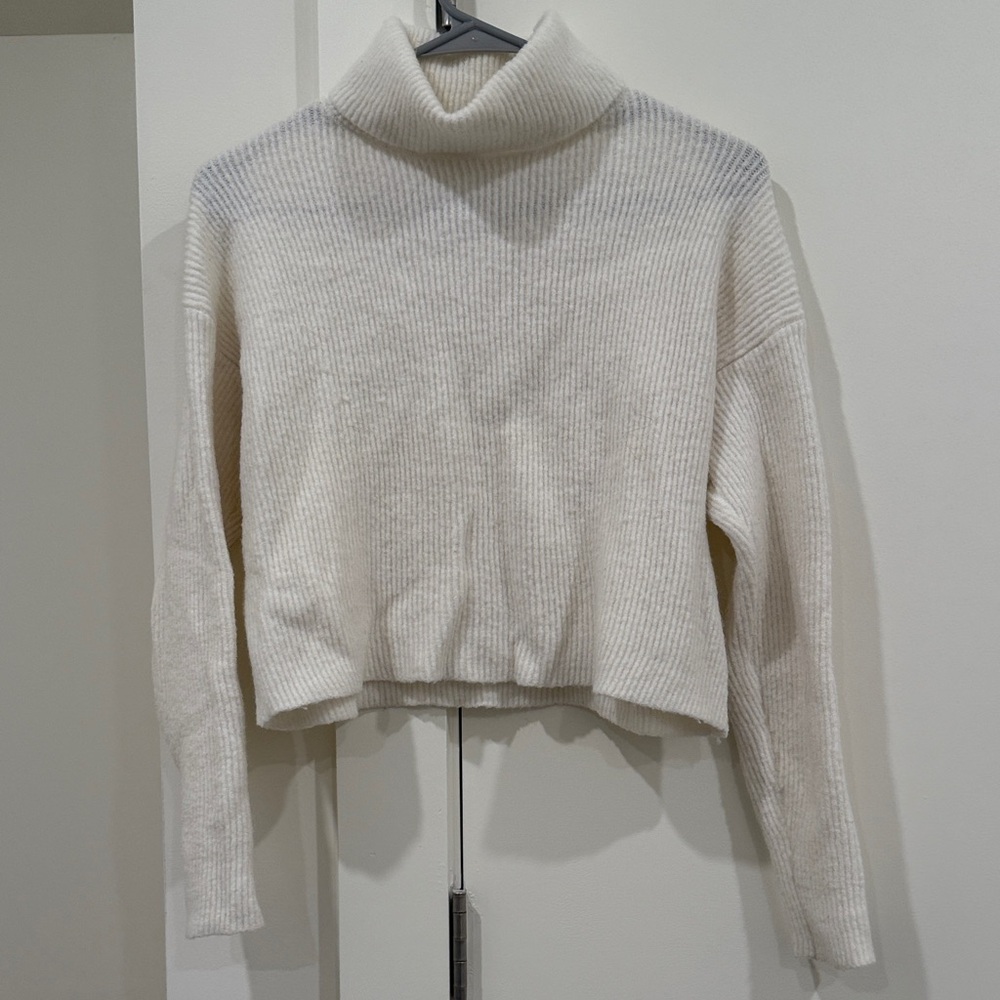 Aris Soft White Turtleneck Sweater